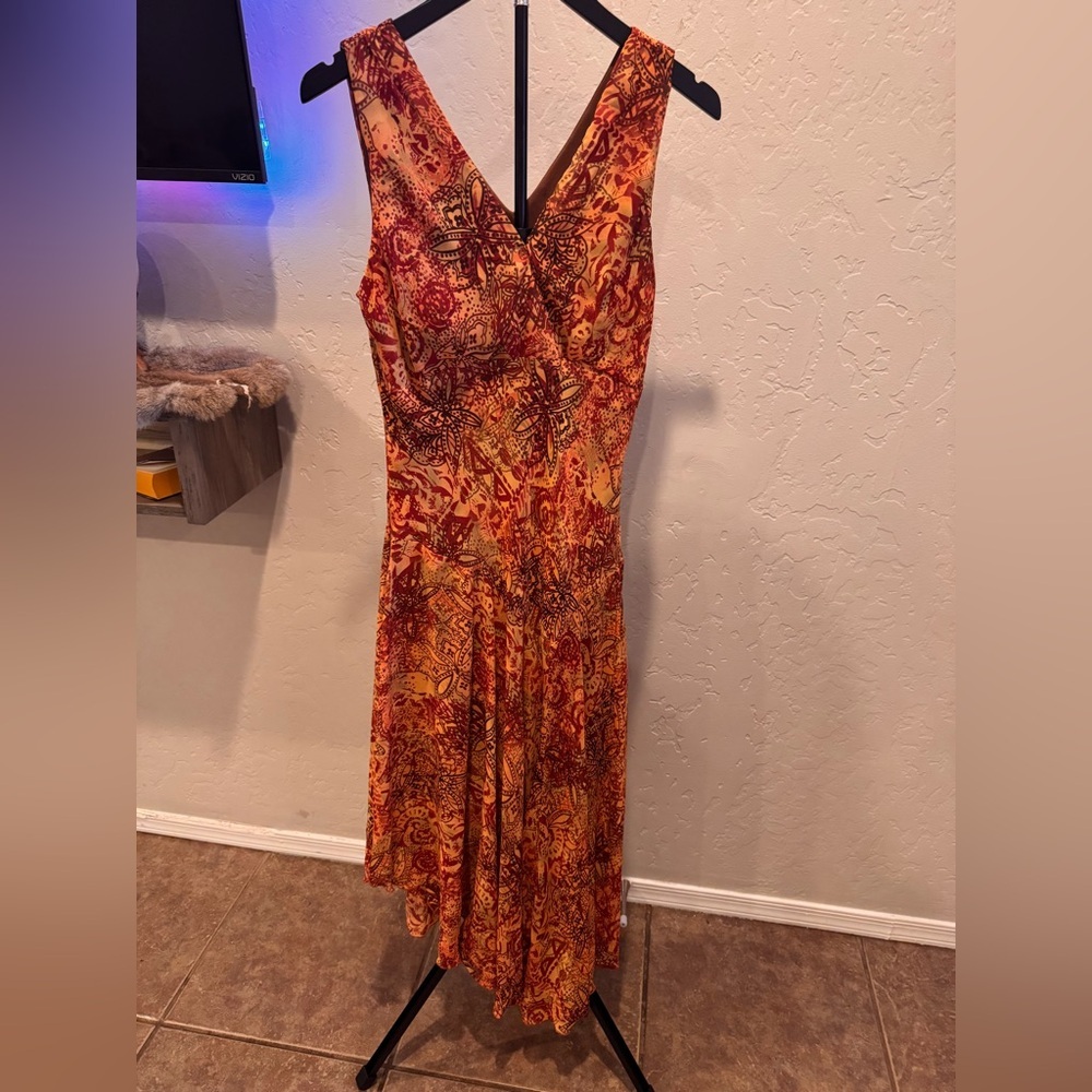 Vtg Elegant Asymmetrical Red and Orange Patterned Maxi Dress